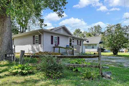 225 East Street Buckeye Lake, OH 43008
