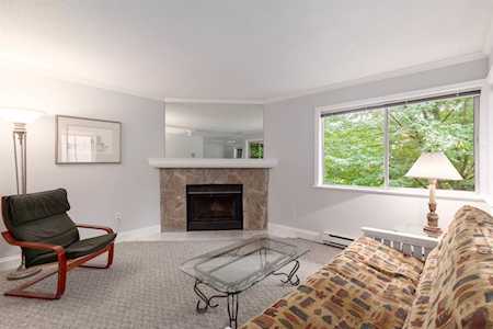 1665 Arbutus Street #302 Vancouver, BC V6J 3X3