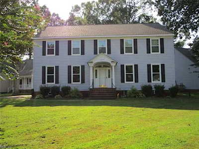 1807 Salt Pond Place Newport News, VA 23602