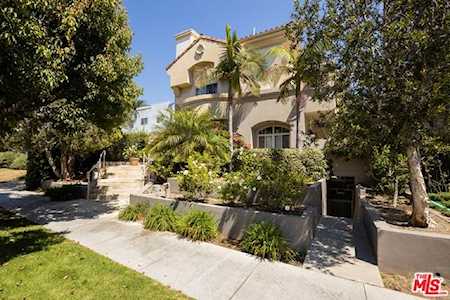 1111 10th Street #104 Santa Monica, CA 90403