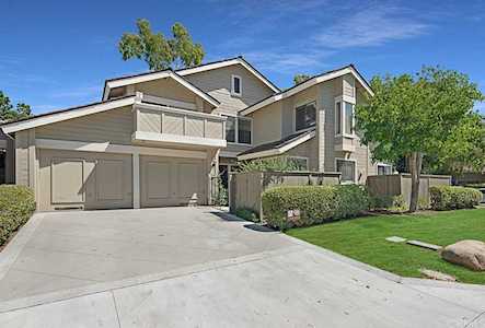 61 Pinewood #31 Irvine, CA 92604