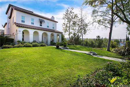 61 Bedstraw Ladera Ranch, CA 92694