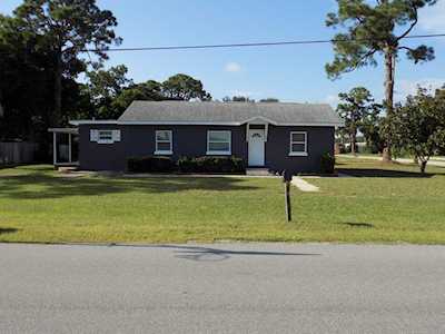 4695 Ellis Circle Titusville, FL 32780