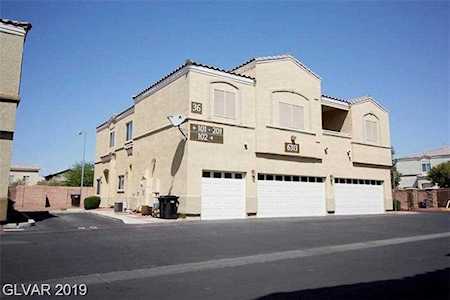 6313 Desert Leaf St #201 North Las Vegas, NV 89081