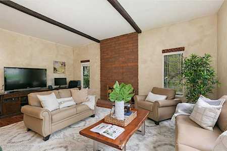 5354 Palm Drive La Canada Flintridge, CA 91011
