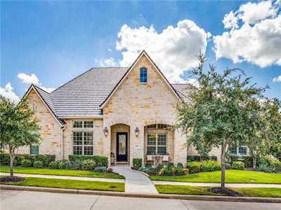 8105 Tonkawa Trail Mckinney, TX 75070
