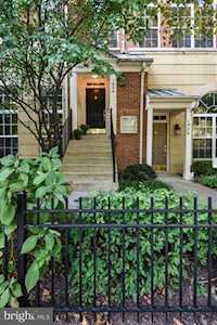 1924 Crescent Park Dr #30B Reston, VA 20190