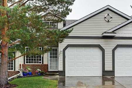 146 Somervale Point(e) SW Calgary, AB T2Y 3K4