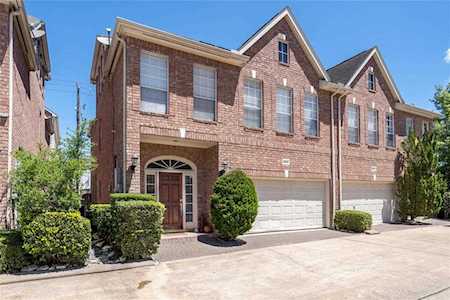 5622 Avalon Way Houston, TX 77057