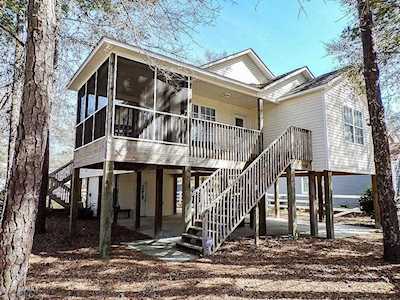 102 SE 12th Street Oak Island Wooded, NC 28465