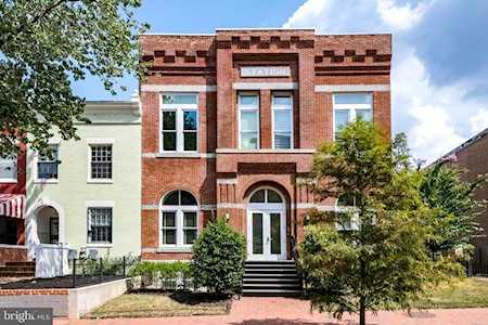 525 9th St NE #103 Washington, DC 20002