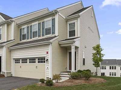 19 Redwood Path #19 Hopkinton, MA 01748