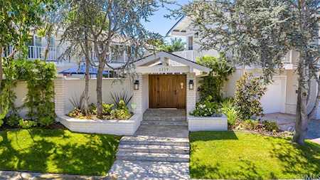 1339 Hampshire Circle Newport Beach, CA 92660