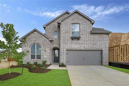 9312 Lemon Drive Lantana, TX 76226