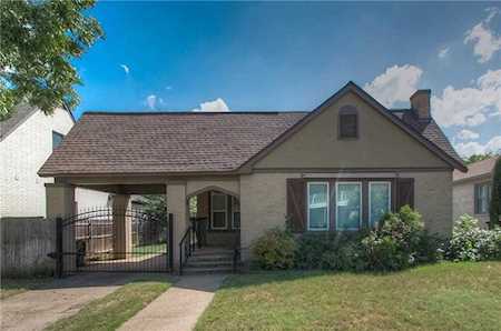 3925 W 7th Street Fort Worth, TX 76107