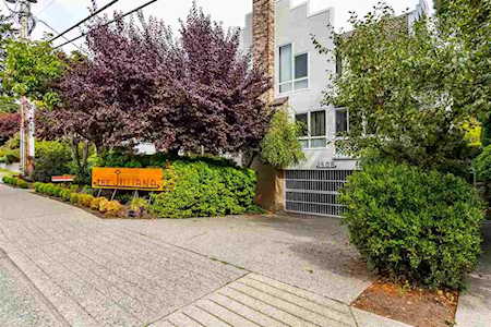 1508 Blackwood Street #1 White Rock, BC V4B 3V4