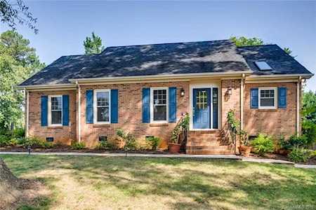 5119 Charmapeg Ave Charlotte, NC 28211