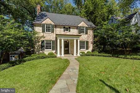 4943 Quebec St NW Washington, DC 20016