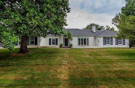 2005 High Ridge Rd Louisville, KY 40207