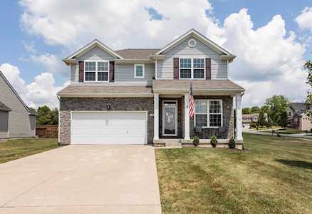 1011 Fruitwood Ct La Grange, KY 40031
