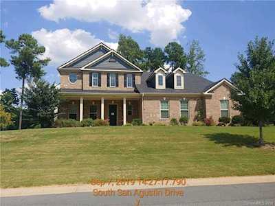 107 S San Agustin Dr Mooresville, NC 28117