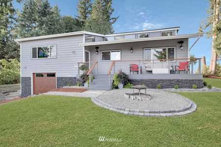 21015 30th St Ct E Lake Tapps, WA 98391