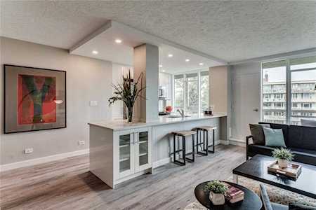 3316 Rideau Place SW #503 Calgary, AB T2S 1Z4