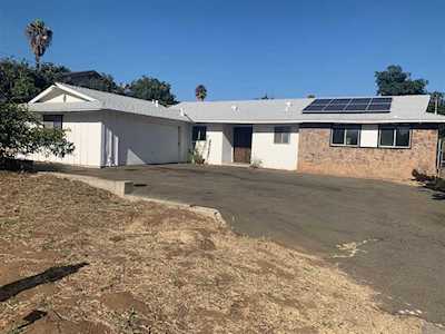 927 Wellpott Place Vista, CA 92084