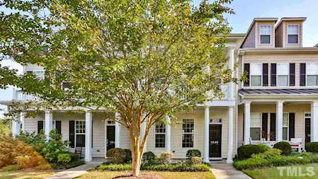 1046 Philpott Drive Chapel Hill, NC 27517