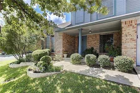 1401 Bondick Rd Cedar Park, TX 78613