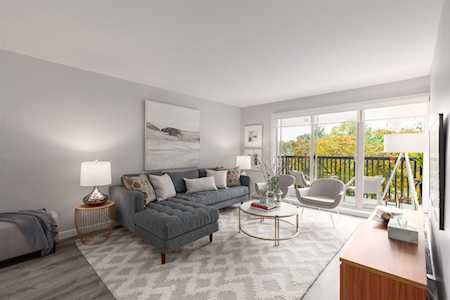 9847 Manchester Drive #314 Burnaby, BC V3N 4P4