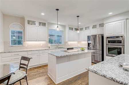 2644 Hillside Drive Highland Village, TX 75077