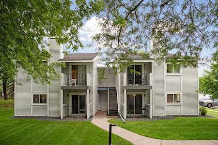 1736 Pleasant Street #D Lauderdale, MN 55113