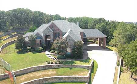 705 Silver Spur Court Southlake, TX 76092