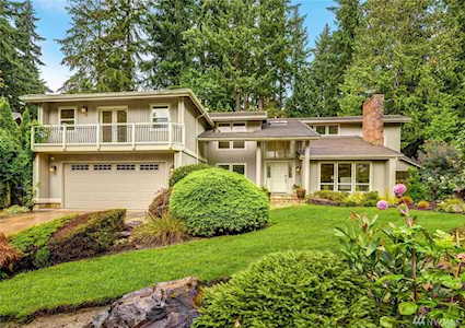 2066 213th Ave NE Sammamish, WA 98074