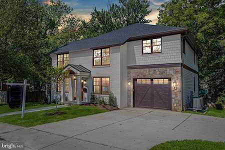 5609 19th St N Arlington, VA 22205