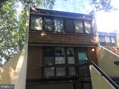2248 Randolph St #2 Arlington, VA 22204