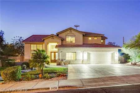 7058 Oakleigh Dr Las Vegas, NV 89110