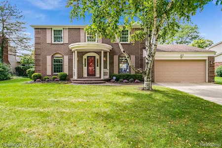 453 Morgan Circle Northville, MI 48167
