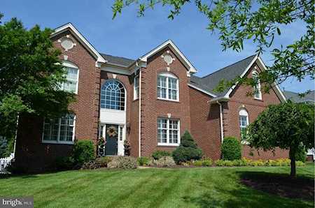 20211 Kiawah Island Dr Ashburn, VA 20147