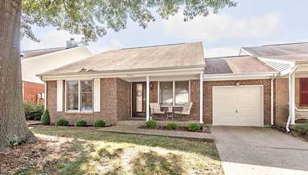 9002 Antler Ct Louisville, KY 40242