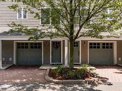 400 Cross St #402 Winchester, MA 01890