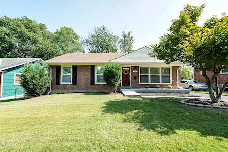 3823 Klondike Ln Louisville, KY 40218