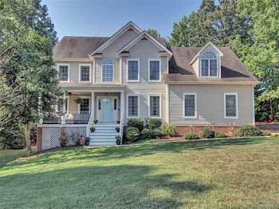 8107 Hampton Arbor Circle Chesterfield, VA 23832