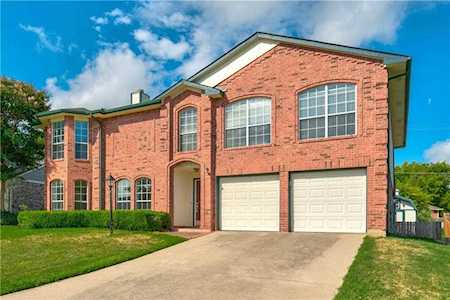 2511 Mountainview Drive Corinth, TX 76210