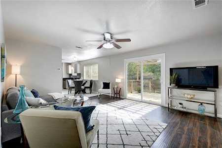 7203 Barnsdale Way Austin, TX 78745