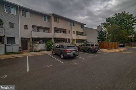 8670 Village Square Dr Dr Alexandria, VA 22309