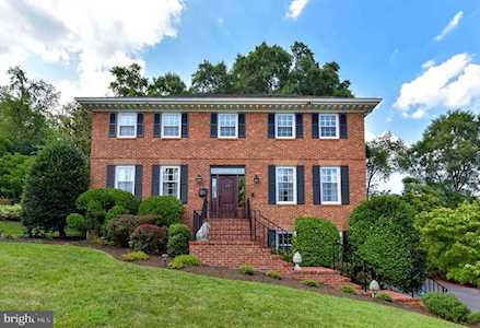 1904 Belle Haven Rd Alexandria, VA 22307