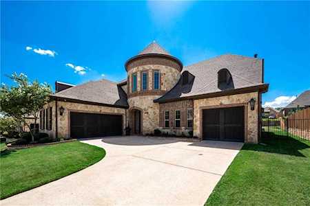 9809 Broiles Lane Fort Worth, TX 76244