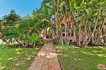 590 N Cahuenga Boulevard Los Angeles, CA 90004